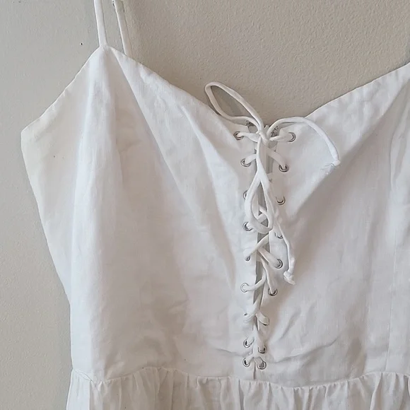 Reformation white lace up dress - Picture 2 of 5